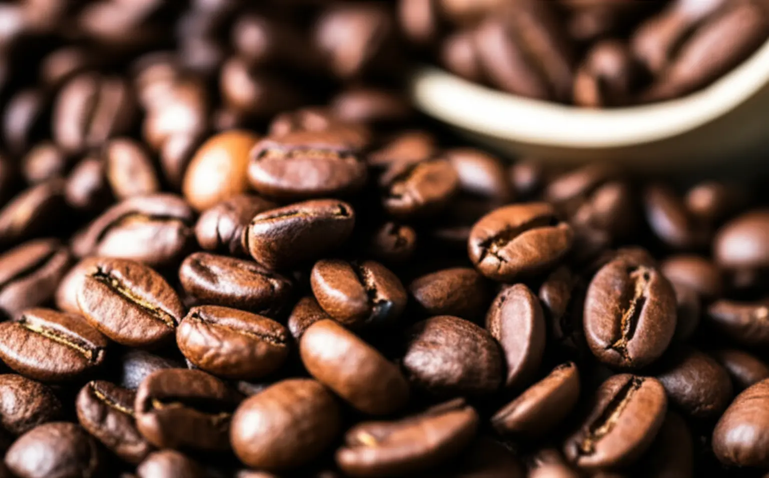 Colheita pressiona os preços do café