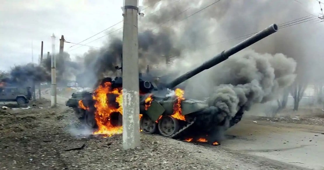 OVNI destrói tanques Russos na Ucrânia