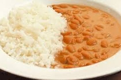 Você sabe a origem do hábito de comer arroz com feijão?