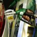 Fevereiro fecha com preço do etanol em queda de 2,27% e gasolina 0,34% mais barata nos postos brasileiros, aponta Ticket Log