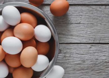 Ovos: 1° dia de negócios de 2021 começou com preços em declínio