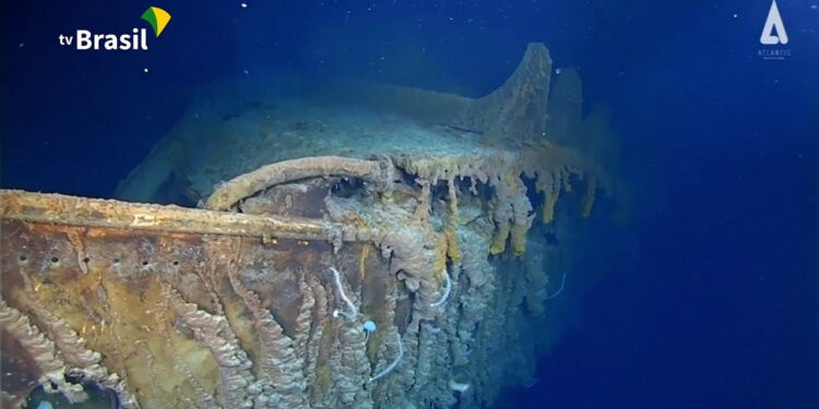 Expedição revela novas imagens de deterioração do Titanic