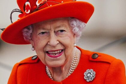 Rainha Elizabeth II falece aos 96 anos