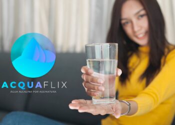 Com AcquaFlix você pode contratar água alcalina por assinatura