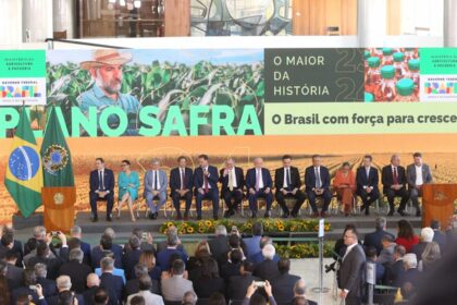 Lula anuncia Plano Safra 2023/24 com financiamento de R$ 364,22 bi