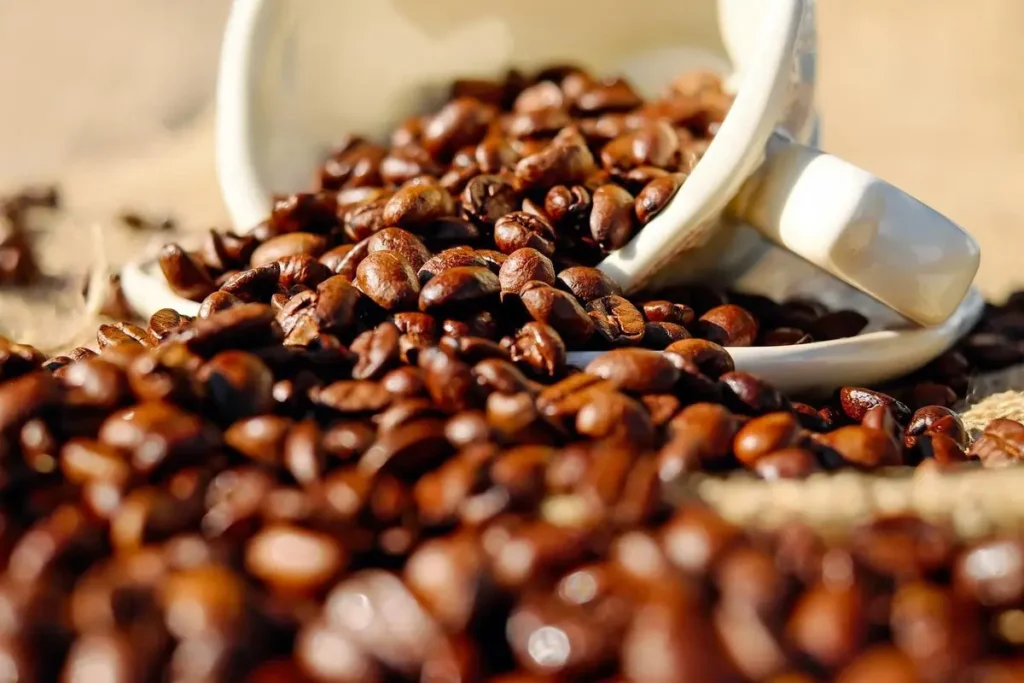 Veja-5-vantagens-do-consumo-diário-de-café