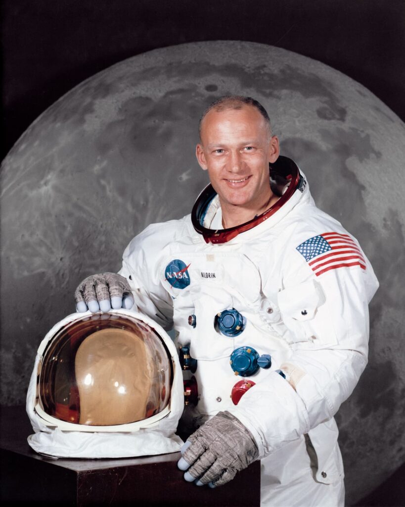 Quem foi o segundo homem a pisar na Lua? Ainda vivo e aos 94 anos, astronauta se casou recentemente
